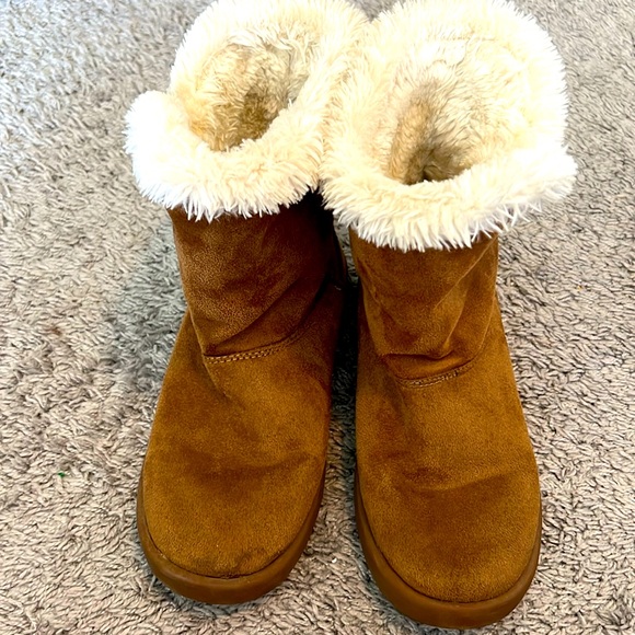 Roebuck & Co Shoes - Roebuck & Co boots size 6